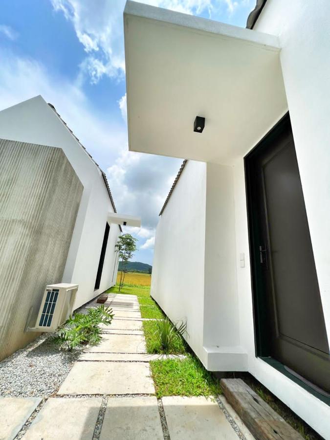 Ezu Isle Langkawi Pool Villa Pantai Cenang  Exteriér fotografie