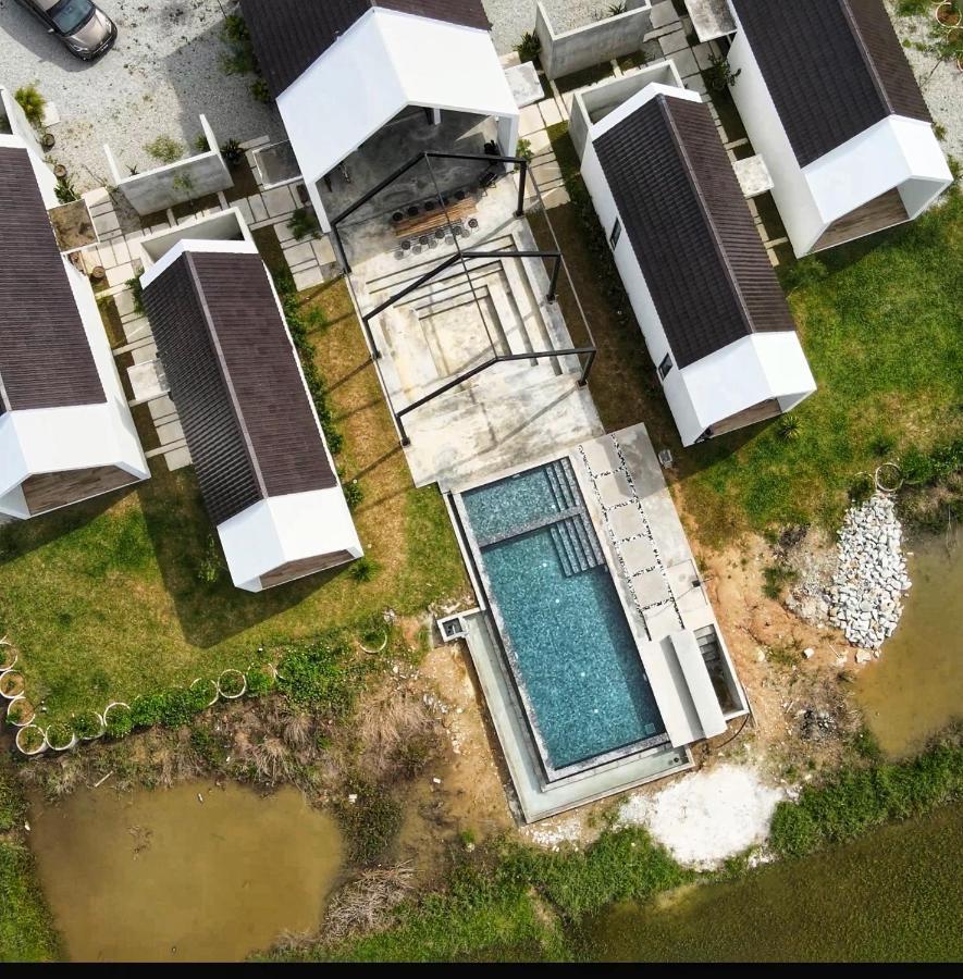 Ezu Isle Langkawi Pool Villa Pantai Cenang  Exteriér fotografie